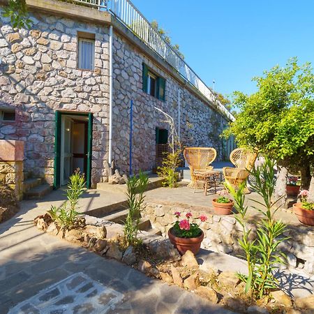 Casa William - Villa E 2 Dependance Porto Azzurro Exterior photo